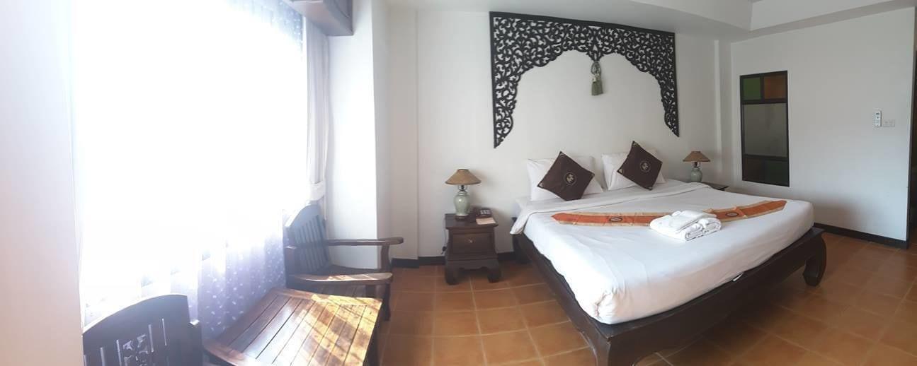 Wangburapa Grand Hotel Chiang Mai Exterior foto