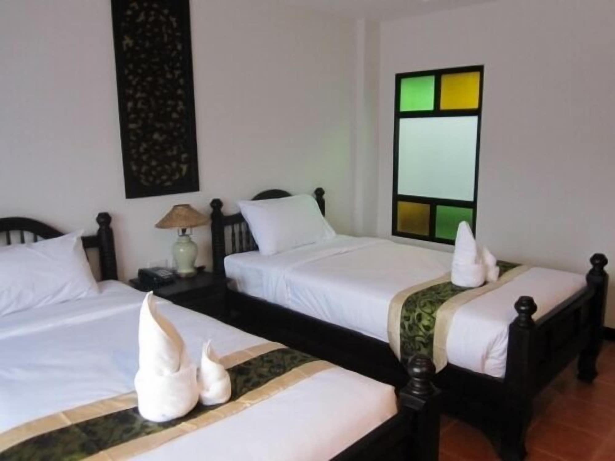Wangburapa Grand Hotel Chiang Mai Exterior foto
