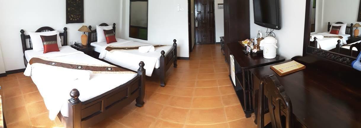 Wangburapa Grand Hotel Chiang Mai Exterior foto