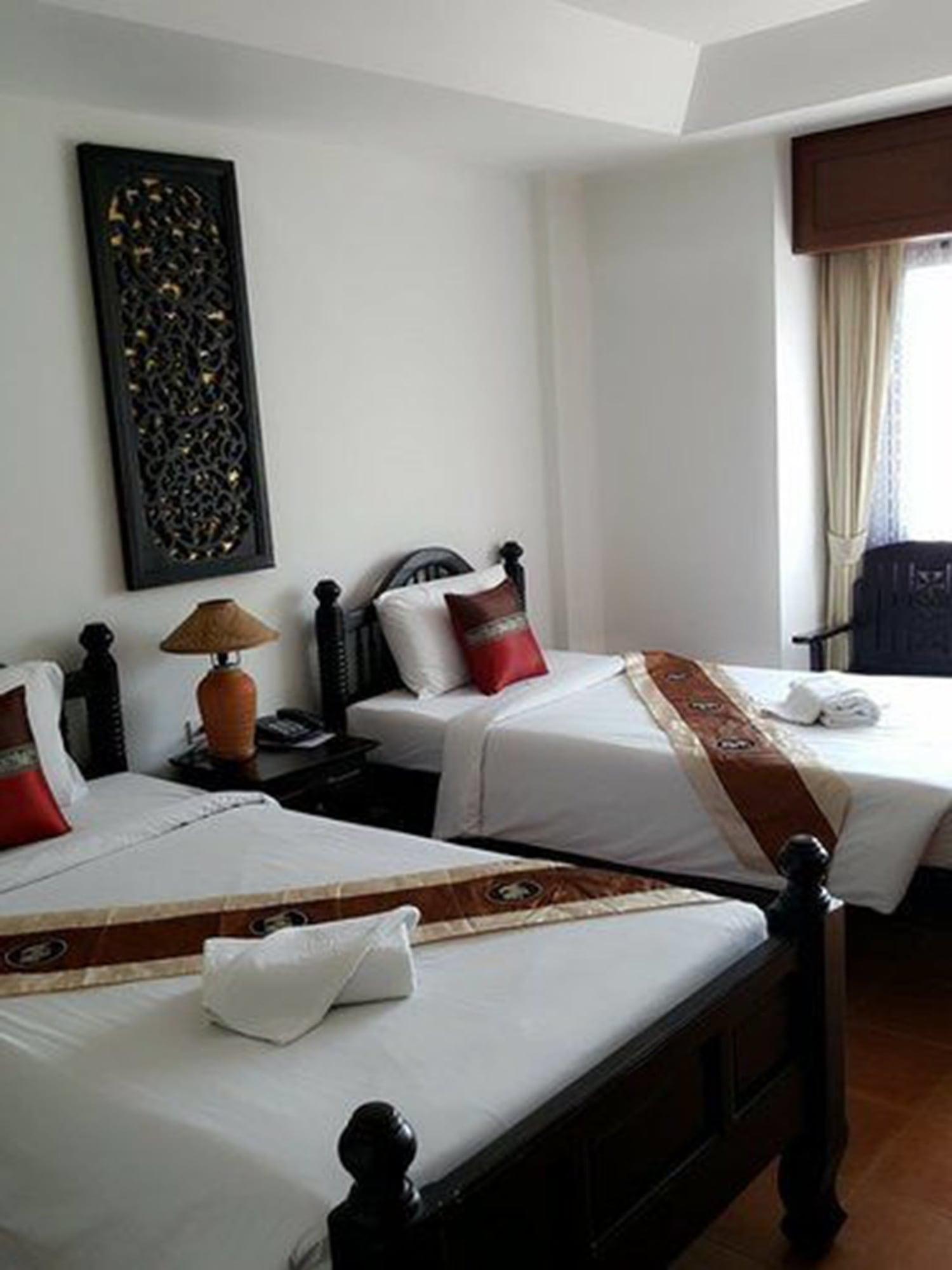Wangburapa Grand Hotel Chiang Mai Exterior foto